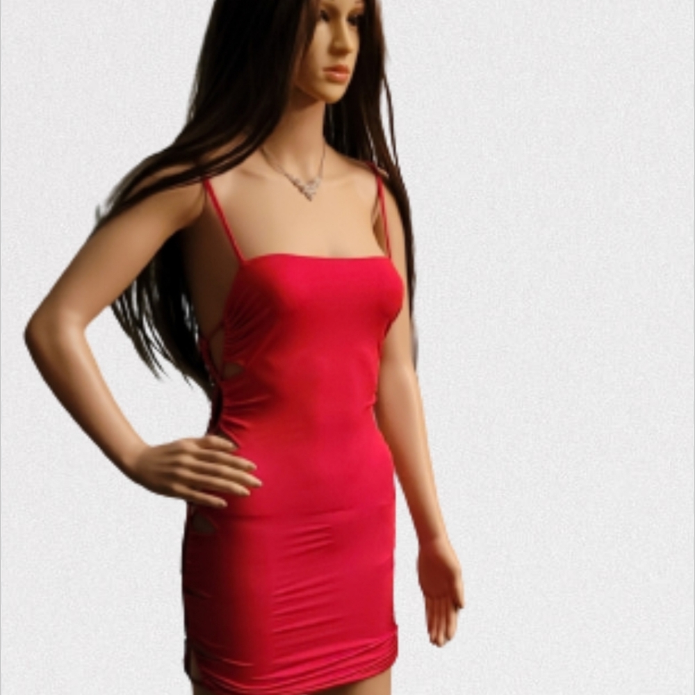 Beautiful Red Dress 💃 - Picture 3 of 7